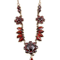 Kunstauktion Engel Koblenz Auktion 179 Granatcollier