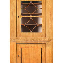 Kunstauktion Engel Koblenz Auktion 179 Biedermeier-Eckvitrine
