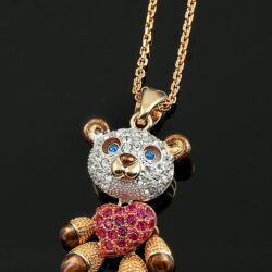 Kunstauktion Engel Koblenz Auktion 180 Anhänger mit Kette