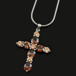 Kunstauktion Engel Koblenz Auktion 180 Kreuzanhänger mit Kette