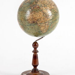 Kunstauktion Engel Koblenz Auktion 180 Kleiner Erdglobus